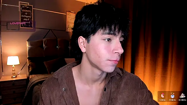 Christopher 77 online show from September 2025 12:29:02 PM