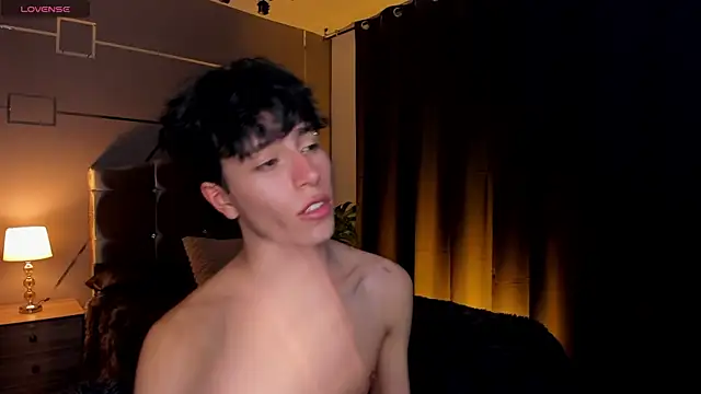 Christopher 77 online show from September 2025 03:08:02 AM