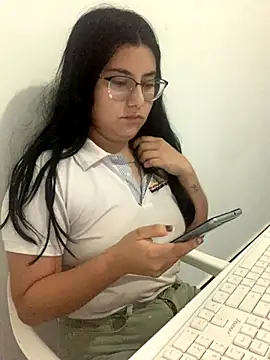 Velma star online show from October 2025 10:45:01 AM