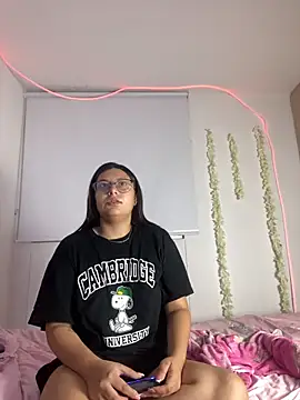 Velma star online show from April 2026 07:06:01 AM