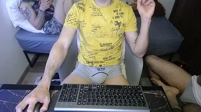 bossking017 online show from January 2025 06:19:01 PM