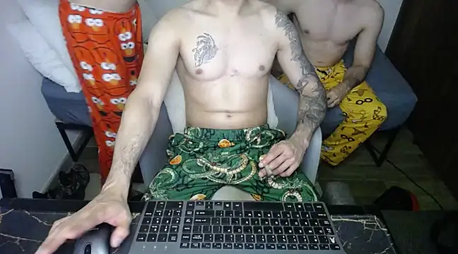 bossking017 online show from January 2025 04:41:01 AM