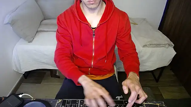 bossking017 online show from February 2026 04:29:01 PM