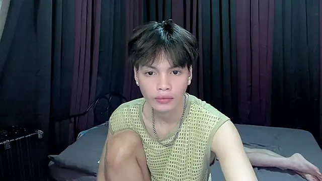 Snapshot of hotfreshdior chatting on December 2025 06:03:02 PM hotfreshdior online show from December 2025 06:03:02 PM