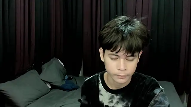 Snapshot of hotfreshdior chatting on December 2025 04:27:01 PM hotfreshdior online show from December 2025 04:27:01 PM