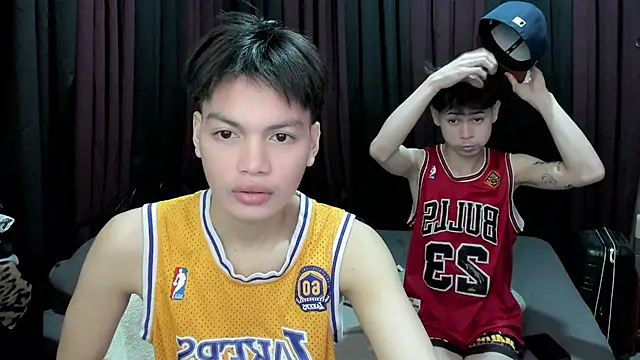 Snapshot of hotfreshdior chatting on December 2025 08:04:02 PM hotfreshdior online show from December 2025 08:04:02 PM