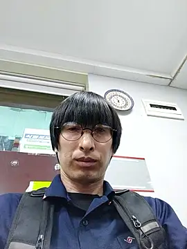 Koreanjjc online show from April 2026 08:51:02 PM