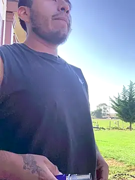 edddy23 online show from September 2025 11:19:02 PM