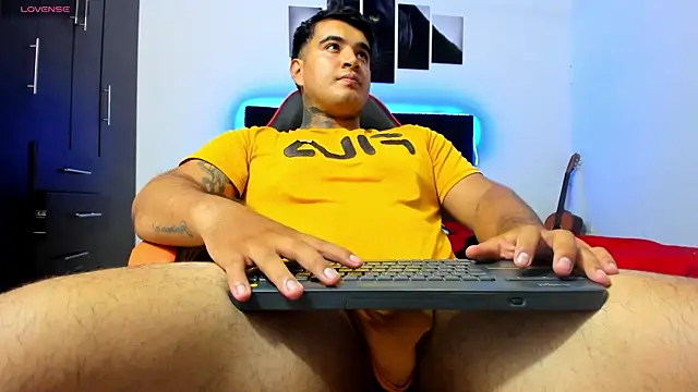 thiago  cp01 online show from May 2026 03:45:02 AM