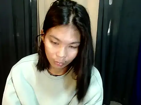laura leeforever online show from June 2026 01:23:01 AM