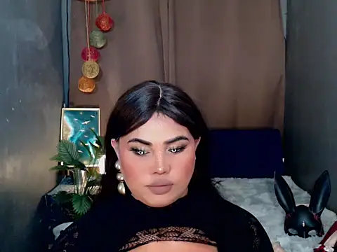 Snapshot of KitSmithCumerr chatting on November 2025 01:00:01 PM KitSmithCumerr online show from November 2025 01:00:01 PM