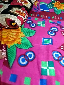 Snapshot of only-injoy chatting on November 2025 04:28:01 PM only-injoy online show from November 2025 04:28:01 PM