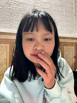 Snapshot of Daisy018 chatting on December 2025 06:30:02 AM Daisy018 online show from December 2025 06:30:02 AM