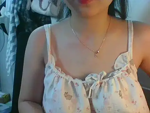 Snapshot of Linzly chatting on September 2025 03:20:01 AM Linzly online show from September 2025 03:20:01 AM