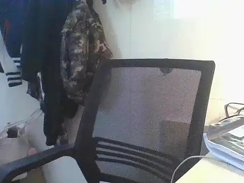 Snapshot of Linzly chatting on November 2025 02:43:02 AM Linzly online show from November 2025 02:43:02 AM