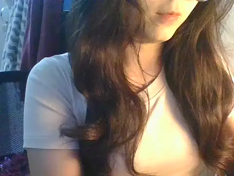 Snapshot of Linzly chatting on November 2025 05:00:01 PM Linzly online show from November 2025 05:00:01 PM