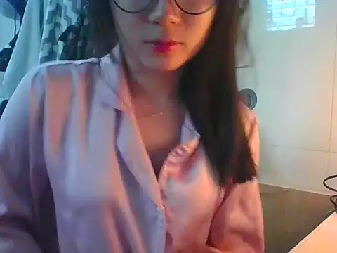 Snapshot of Linzly chatting on November 2025 02:57:02 AM Linzly online show from November 2025 02:57:02 AM