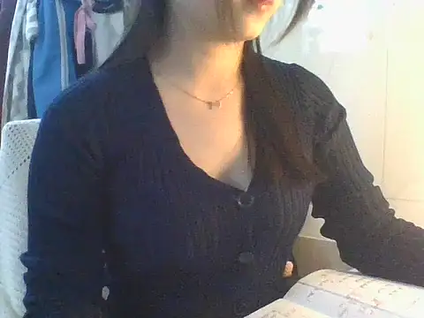 Linzly online show from December 2025 02:40:02 AM