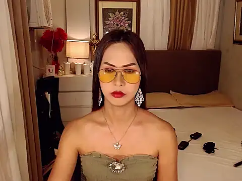 Snapshot of Nathalieheartt chatting on February 2026 01:44:01 PM Nathalieheartt online show from February 2026 01:44:01 PM