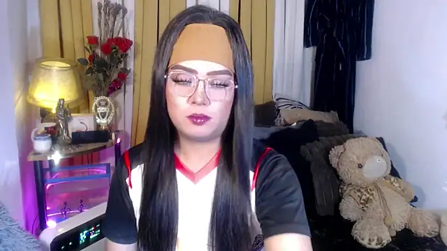 YourSweet-mich online show from May 2026 01:41:01 PM