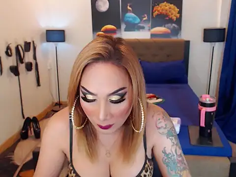 Allysonevanns online show from September 2025 10:48:02 AM