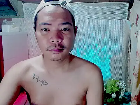 MANIACasianX online show from October 2025 01:22:02 PM