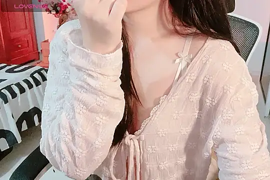    Daisy    online show from October 2025 07:38:01 PM