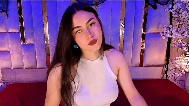 HannaCollins  online show from November 2025 01:45:01 PM