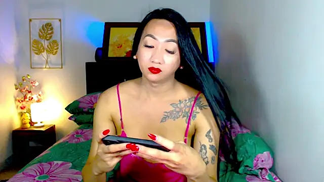 Snapshot of LovelyQueen69 chatting on July 2026 03:23:01 AM LovelyQueen69 online show from July 2026 03:23:01 AM