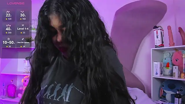 Amanda Moore online show from November 2025 04:11:02 AM