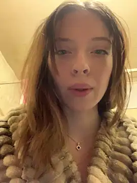 Snapshot of graylovescookies chatting on February 2026 08:12:02 PM graylovescookies online show from February 2026 08:12:02 PM