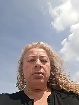 sofiacurvy 45 online show from December 2025 06:25:01 PM