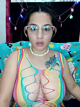 Snapshot of VALENTINA_ROUSE_ chatting on January 2026 01:33:02 AM VALENTINA ROUSE online show from January 2026 01:33:02 AM