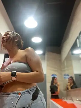 Snapshot of Kaily_Sweet16 chatting on September 2025 03:12:02 PM Kaily Sweet16 online show from September 2025 03:12:02 PM