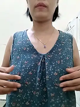 Snapshot of love_sexy090 chatting on September 2025 11:51:02 PM love sexy090 online show from September 2025 11:51:02 PM