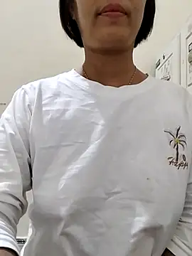 Snapshot of love_sexy090 chatting on November 2025 01:13:02 PM love sexy090 online show from November 2025 01:13:02 PM