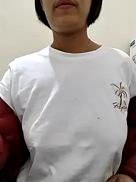 Snapshot of love_sexy090 chatting on November 2025 12:16:01 PM love sexy090 online show from November 2025 12:16:01 PM