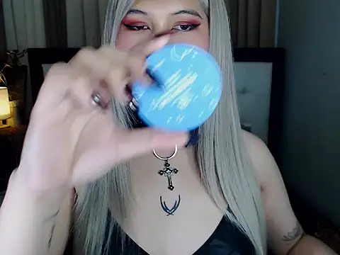 NaomiSmall online show from September 2025 09:20:01 AM