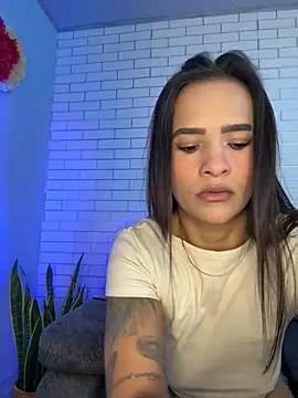 Snapshot of Im_Fernanda chatting on October 2025 11:40:02 AM Im Fernanda online show from October 2025 11:40:02 AM