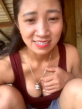 ThiHa003 online show from September 2025 09:00:02 AM