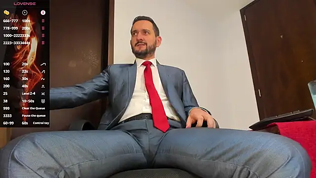 KarlBoss1 online show from October 2025 03:58:01 PM