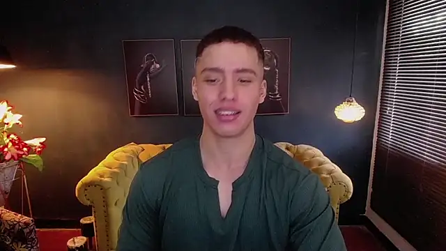 Snapshot of deivid_parker chatting on April 2026 01:58:02 PM deivid parker online show from April 2026 01:58:02 PM