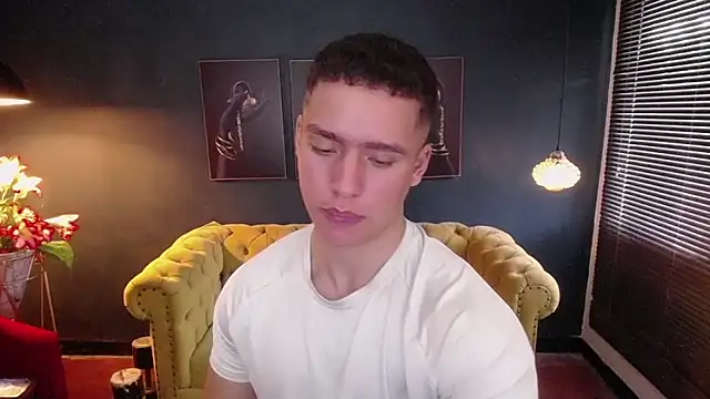 Snapshot of deivid_parker chatting on May 2026 02:45:01 PM deivid parker online show from May 2026 02:45:01 PM