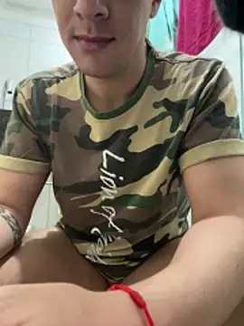 Snapshot of jeff_pepoer chatting on April 2026 12:05:02 PM jeff pepoer online show from April 2026 12:05:02 PM