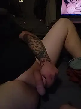 Twoslipperywhenwett online show from December 2025 06:56:01 PM