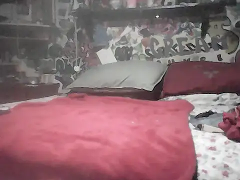 Twoslipperywhenwett online show from May 2026 08:16:02 PM