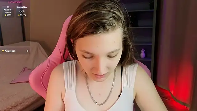 Snapshot of Mia_Myles chatting on September 2025 10:16:02 AM Mia Myles online show from September 2025 10:16:02 AM