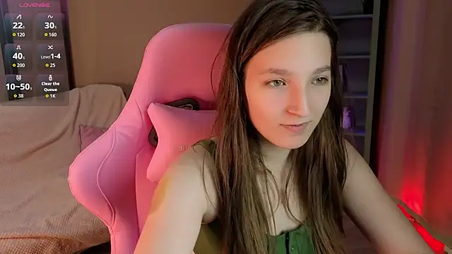 Snapshot of Mia_Myles chatting on September 2025 10:19:02 AM Mia Myles online show from September 2025 10:19:02 AM