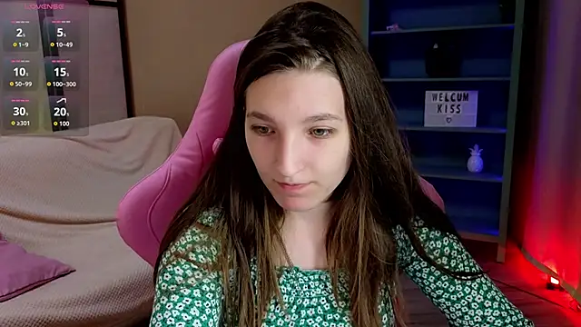 Snapshot of Mia_Myles chatting on September 2025 10:20:02 AM Mia Myles online show from September 2025 10:20:02 AM