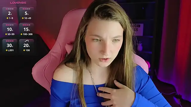 Snapshot of Mia_Myles chatting on November 2025 01:15:02 PM Mia Myles online show from November 2025 01:15:02 PM